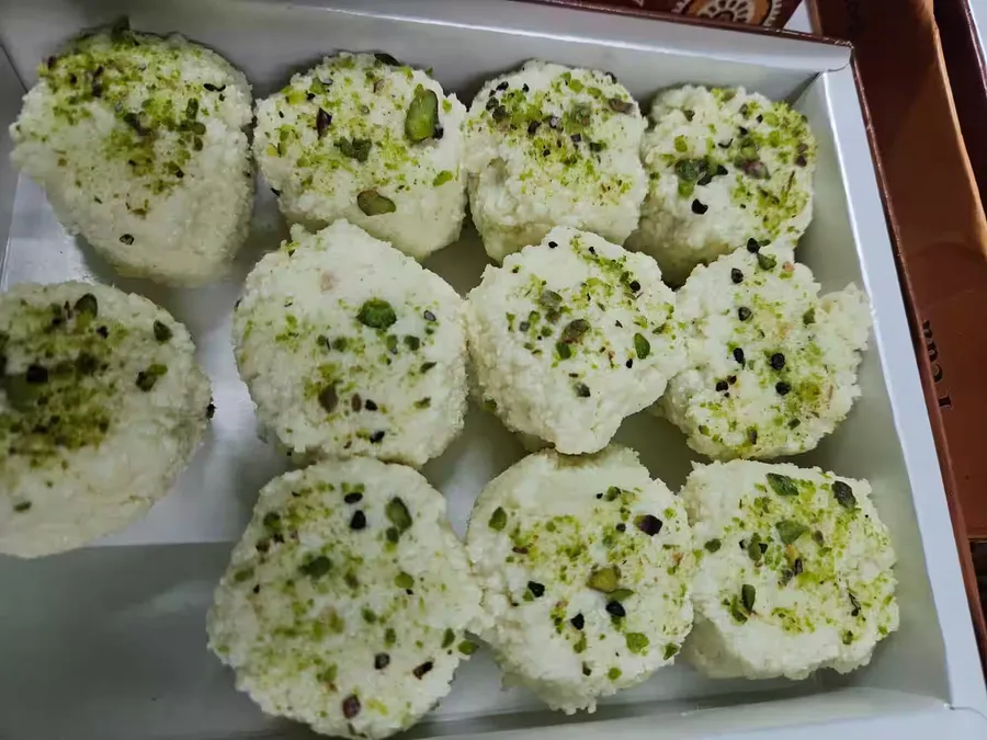 danedar peda
